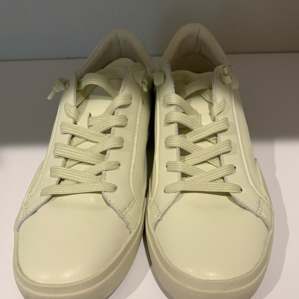 Dolce Vita Sneaker